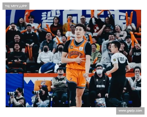 李添荣暴力控卫特质突出 上海双子星未能入选国家队