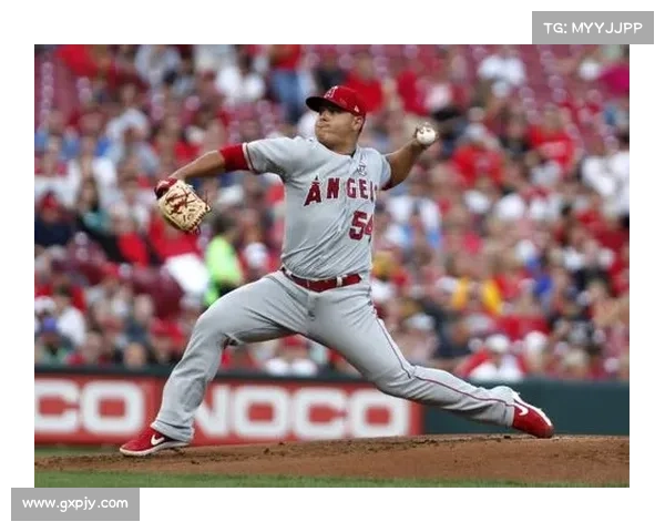 红袜新秀坎贝尔大联盟首秀精彩表现 助力球队稳居美联东区榜首