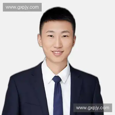 潘亮彤